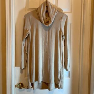 Lisa Rinna Collection Tan Lazy Cowl Turtleneck Tunic Approx 32 inches Long